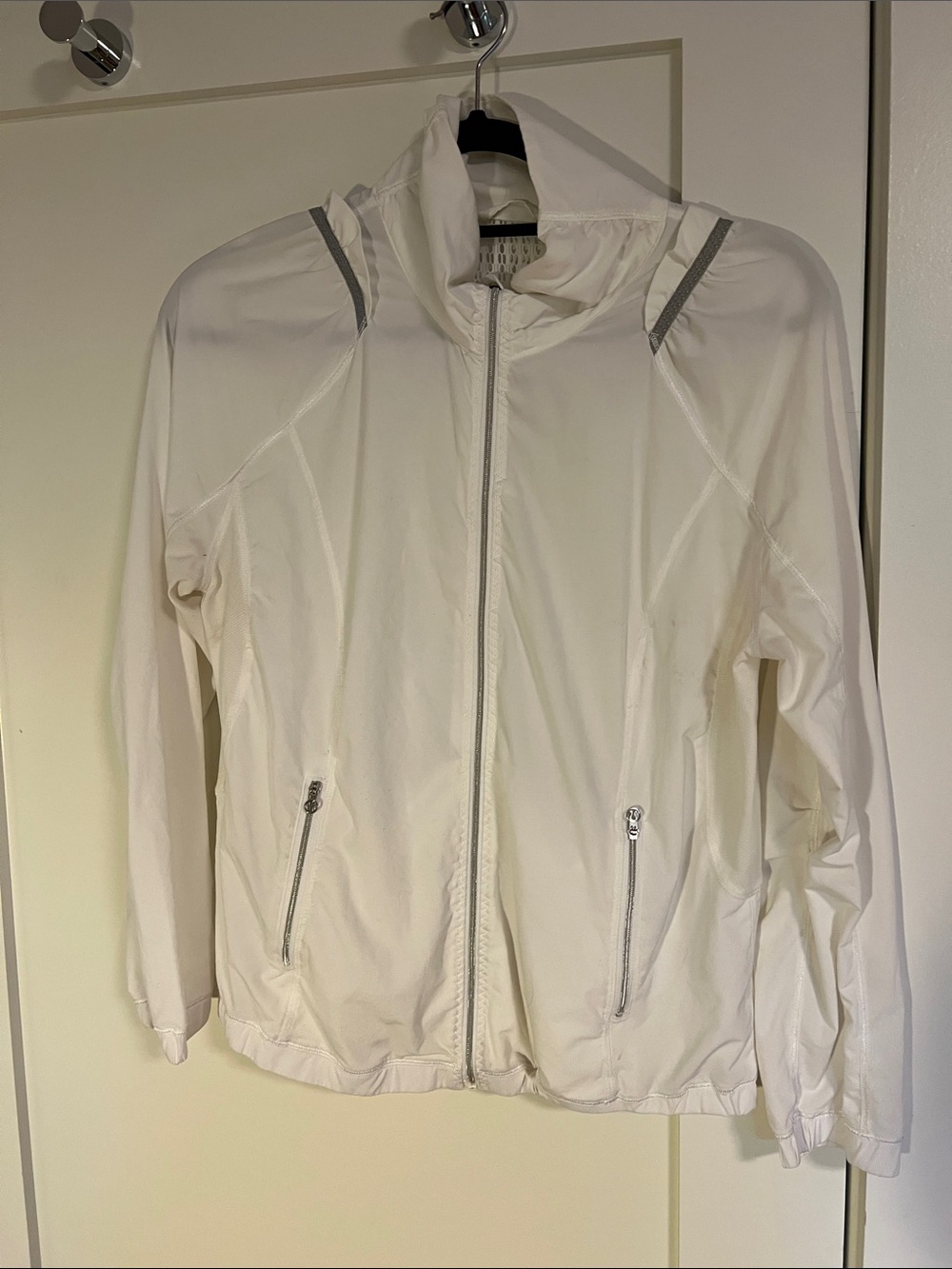 lululemon athletica White Women’s Lightweight Windbreaker Jacket